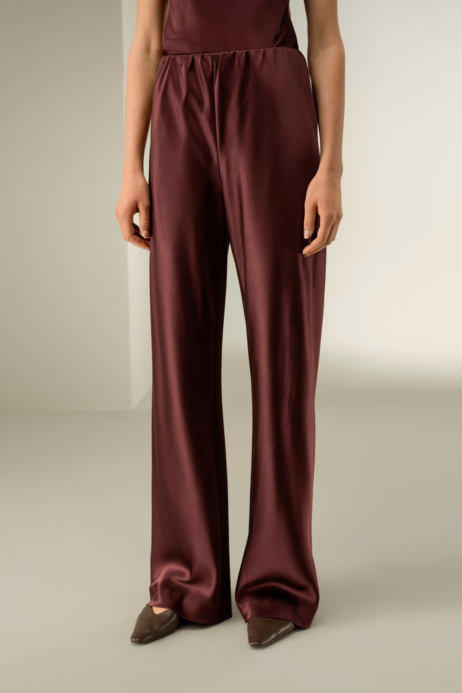 Pantaloni in Seta Satinata a Gamba Dritta