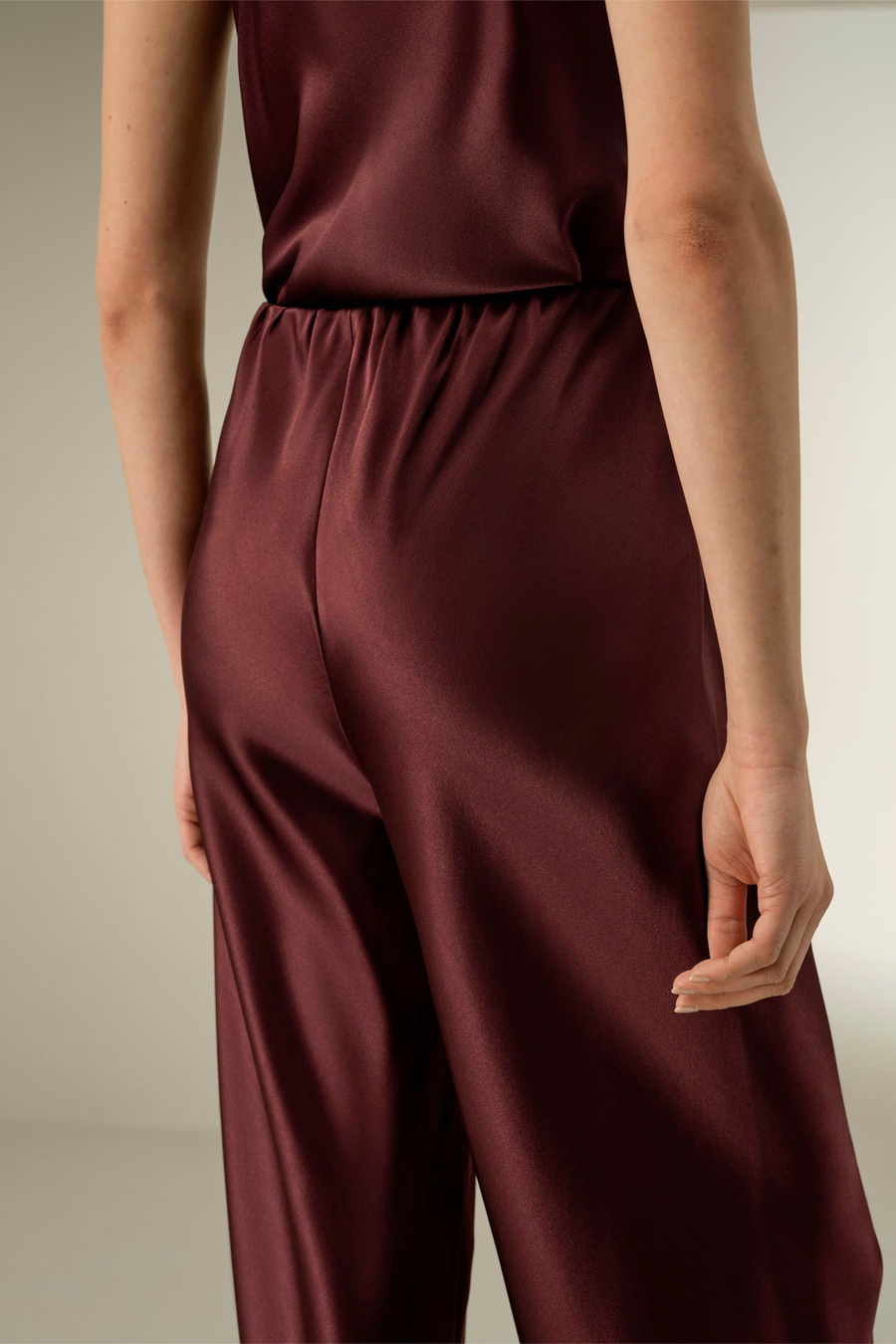 Pantaloni in Seta Satinata a Gamba Dritta
