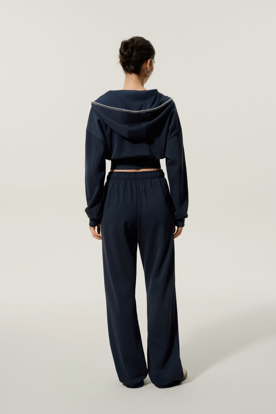 Seamflow Stride Sweatpants