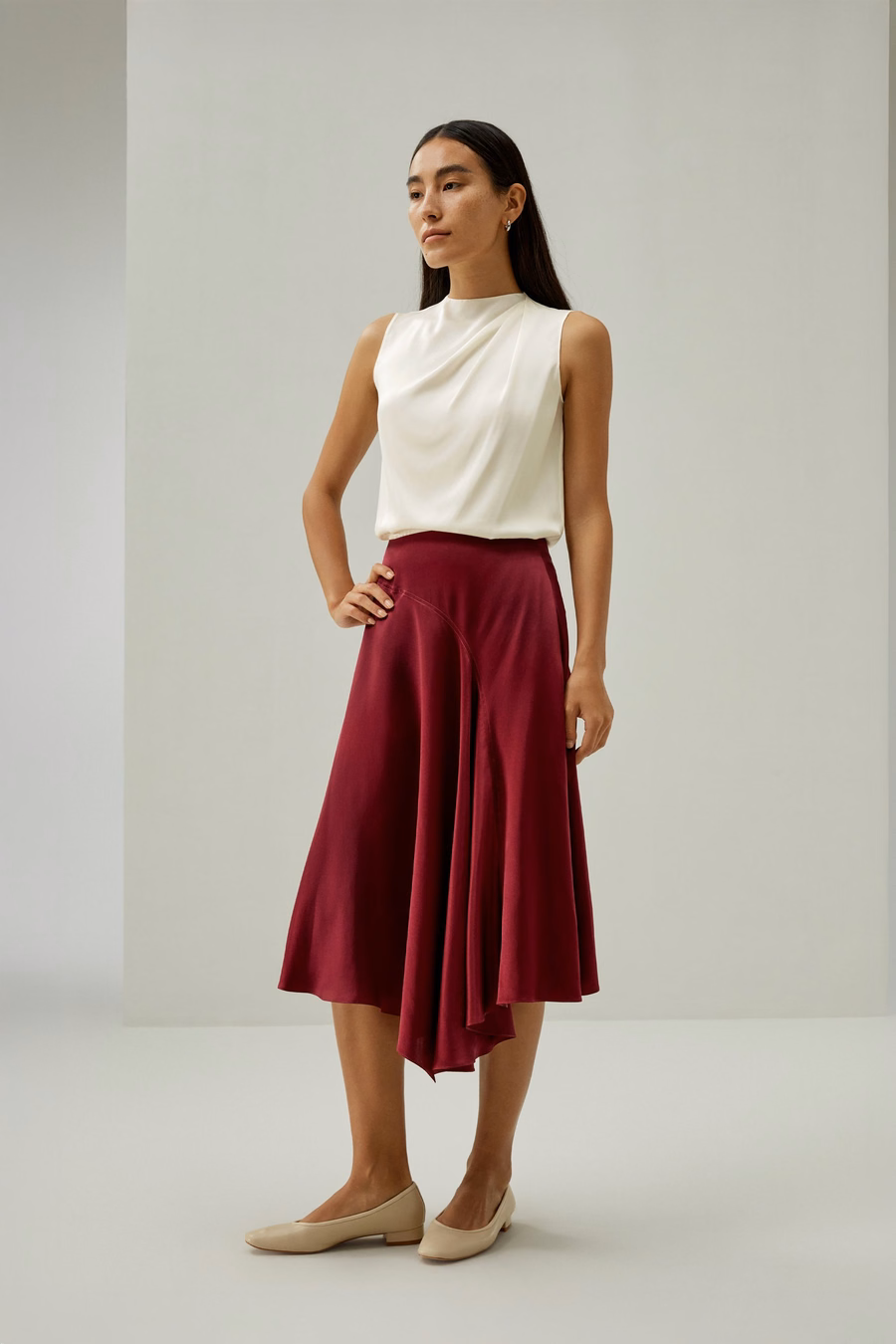 Gonna metà seta con orlo asimmetrico
