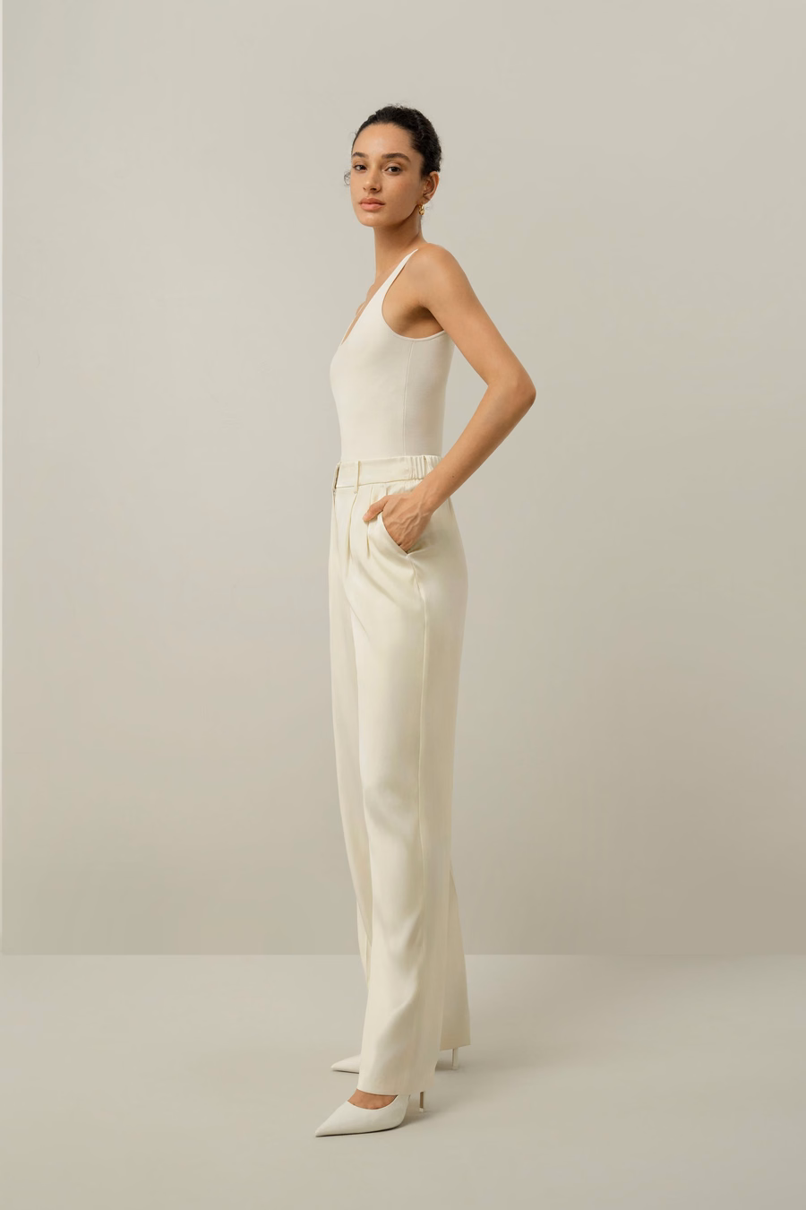 Pantaloni a gamba dritta in charmeuse double-faced