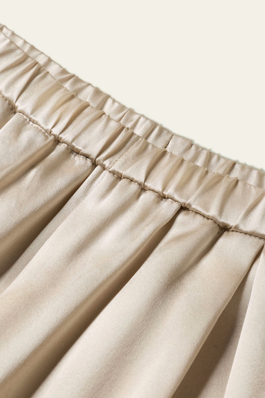 Pantaloni in seta charmeuse a gamba larga