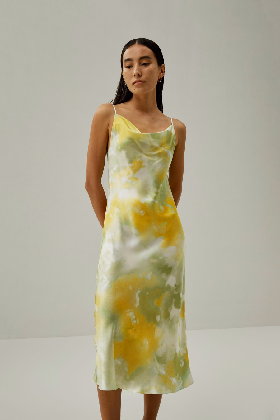 Vestito in seta con spalline