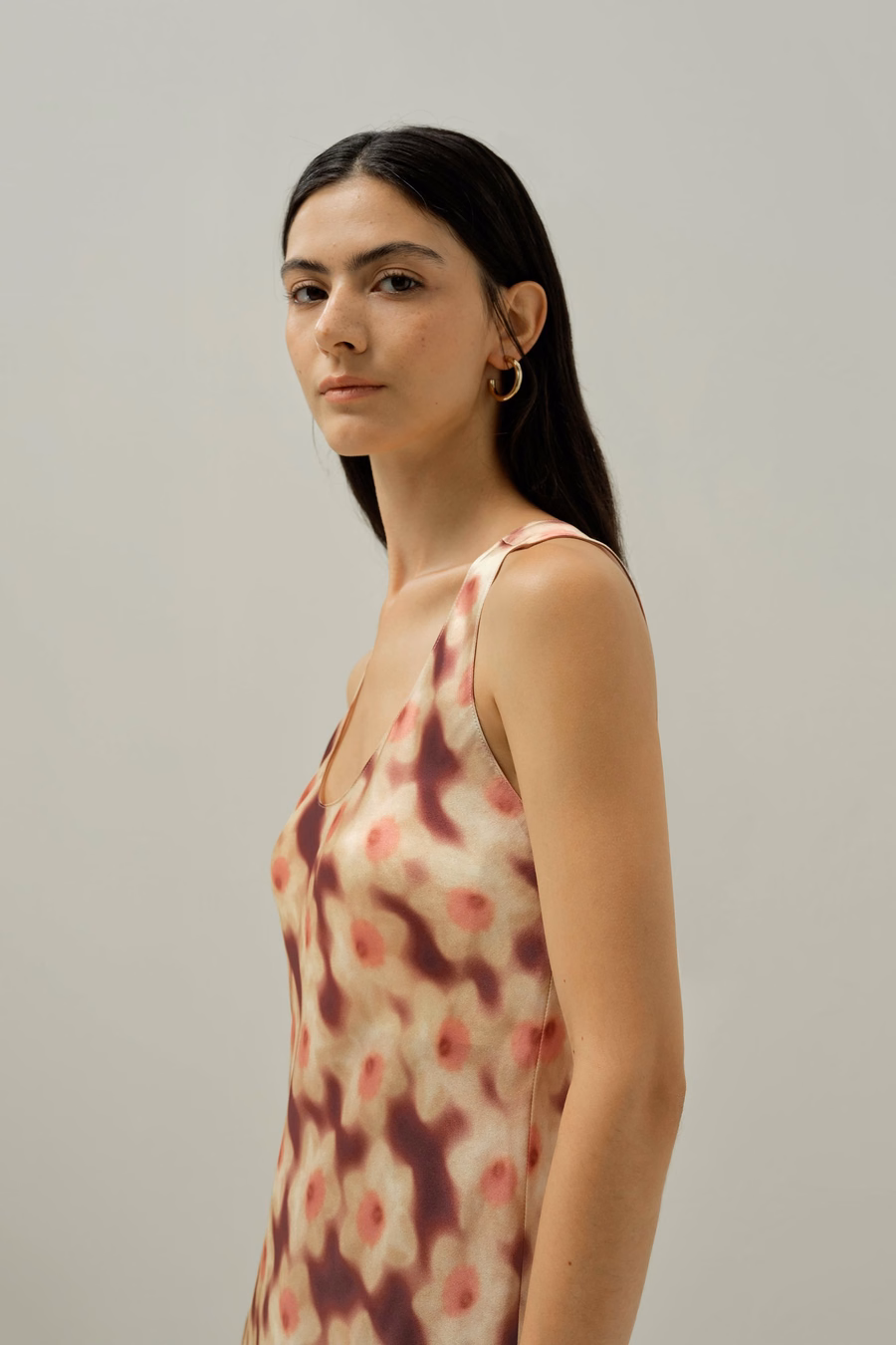 Vestito Profondo a Collo a U - Realizzato con Tessuto Liberty