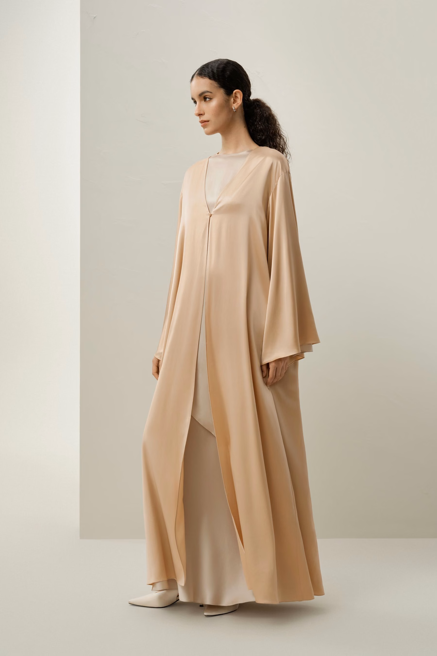 Abaya in Seta Charmeuse