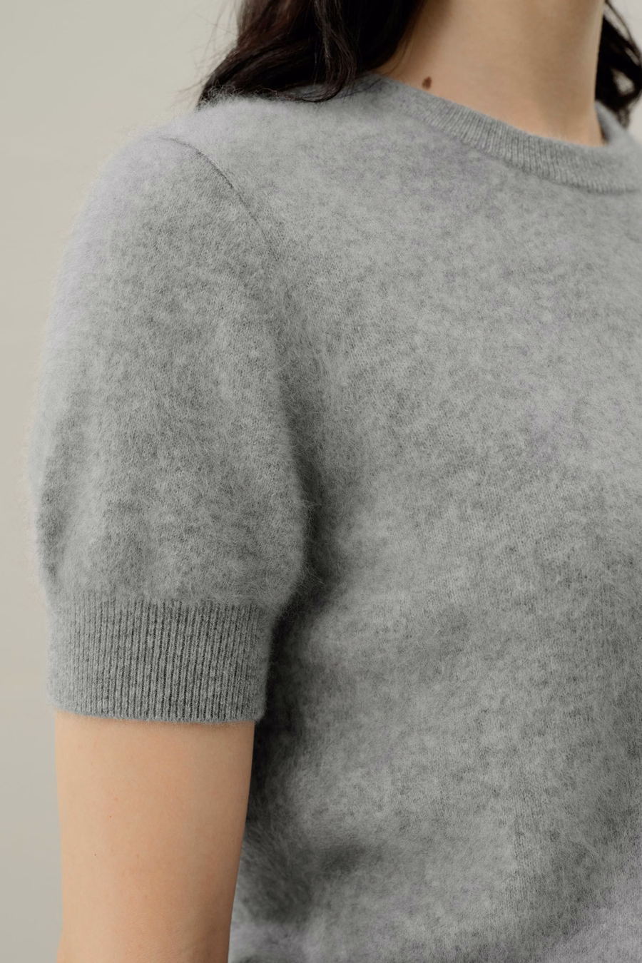 Maglione in Cashmere Spazzolato a Maniche Corte