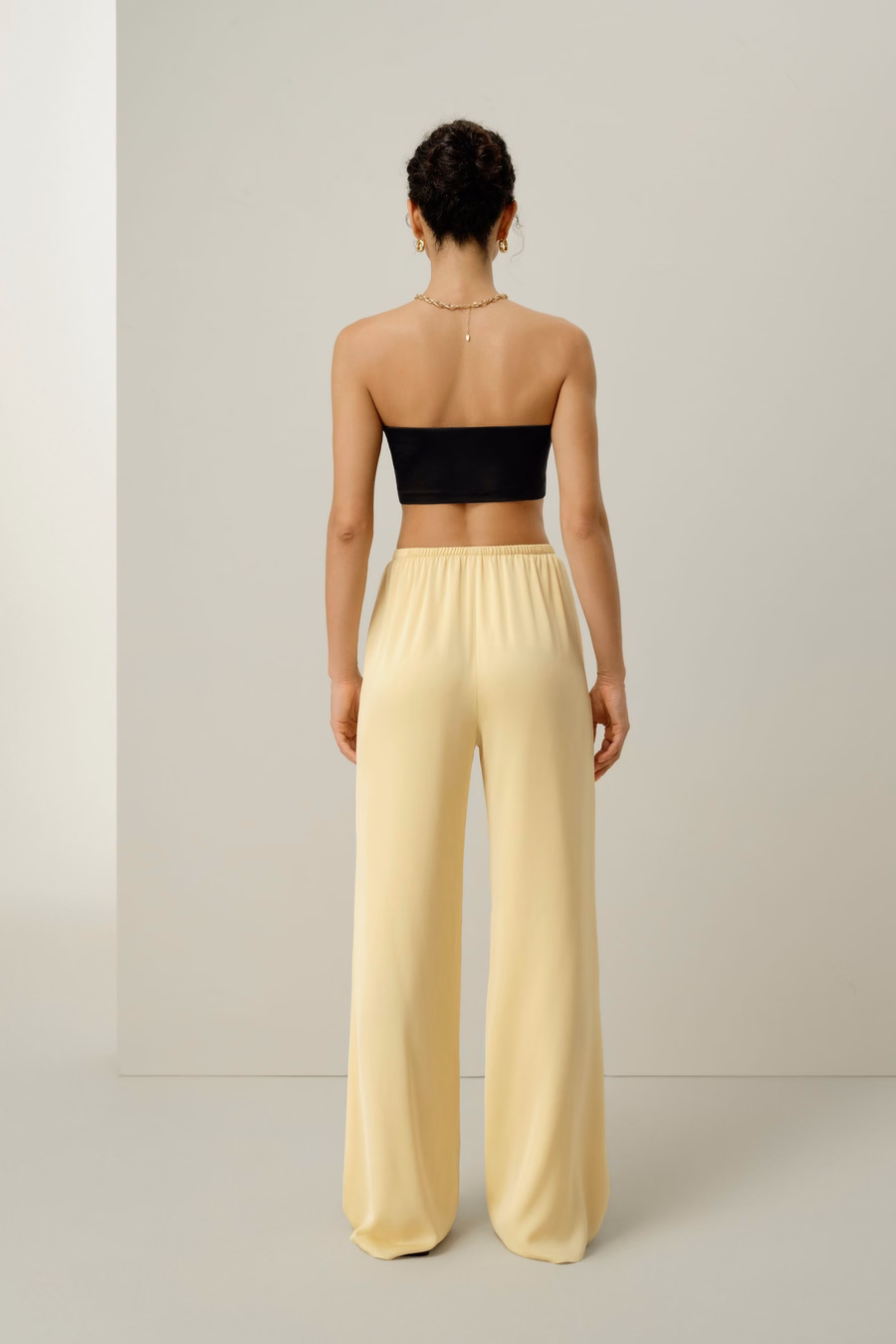 Pantaloni dritti in georgette di seta elasticizzata