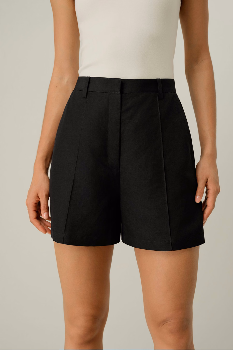 Short in Seta e Lino a Vita Alta