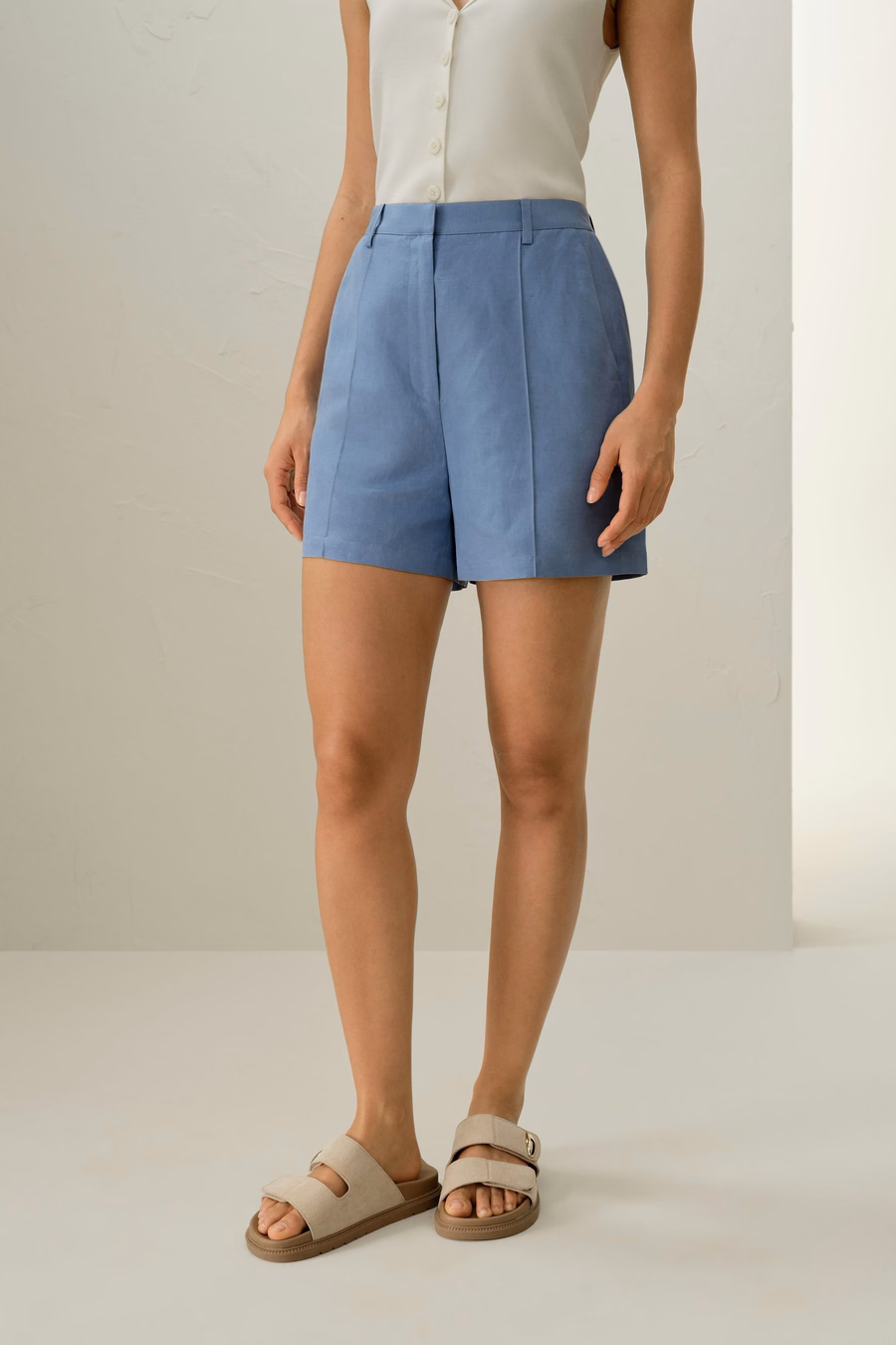 Short in Seta e Lino a Vita Alta