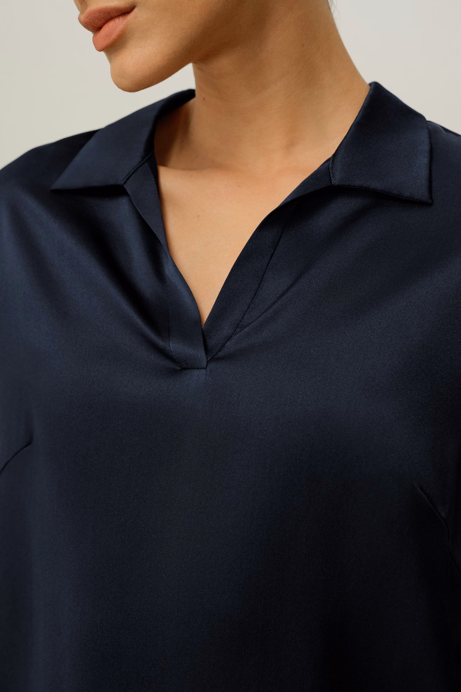 Top Polo in Seta Charmeuse Lavabile
