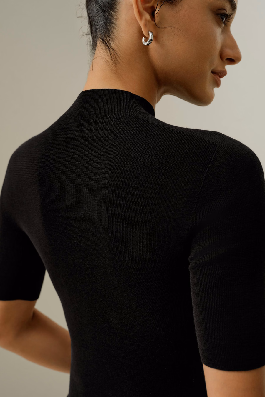 Top in maglia slim-fit in seta e cotone senza soluzione di continuità