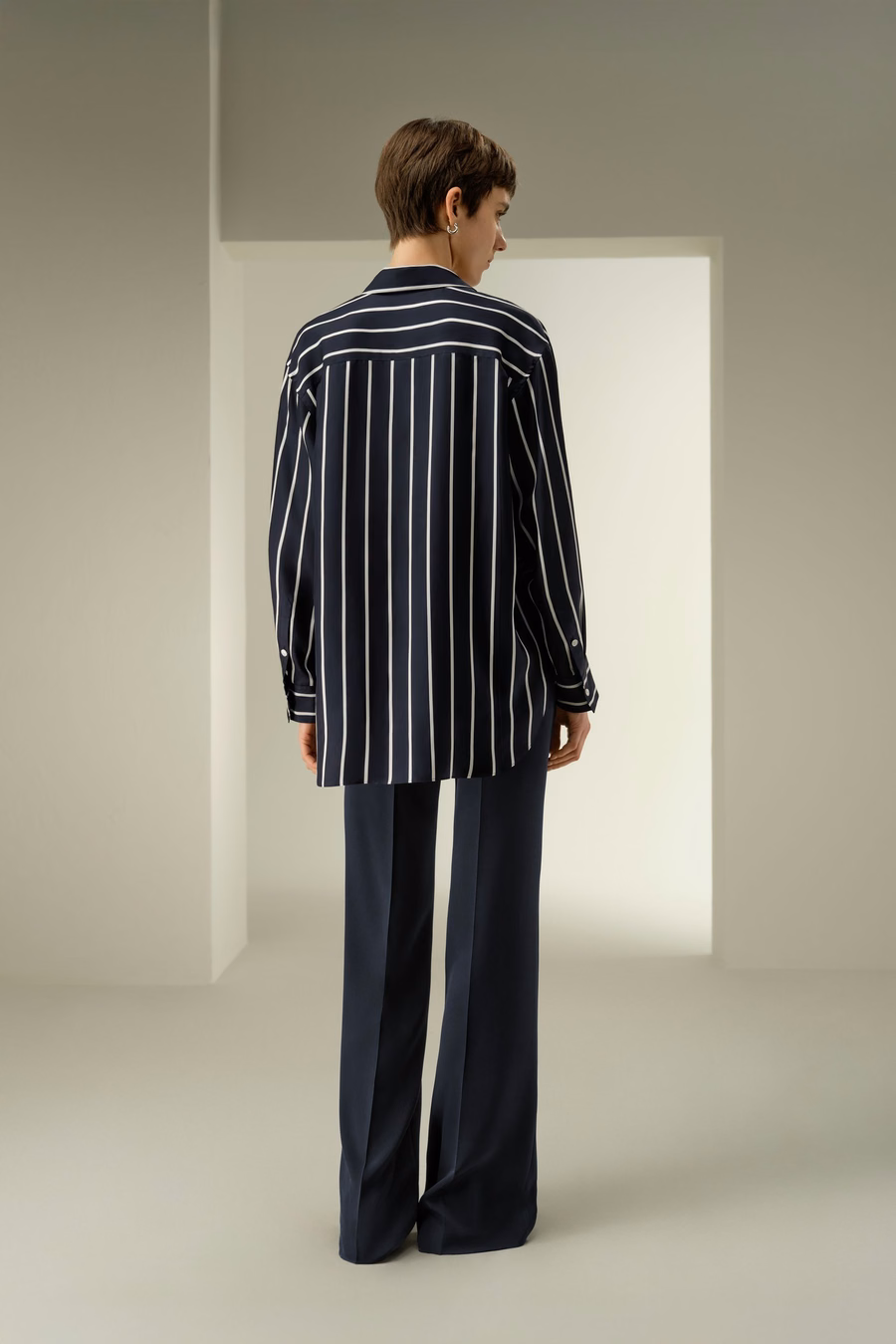 Camicia con bottoni in seta twill a righe