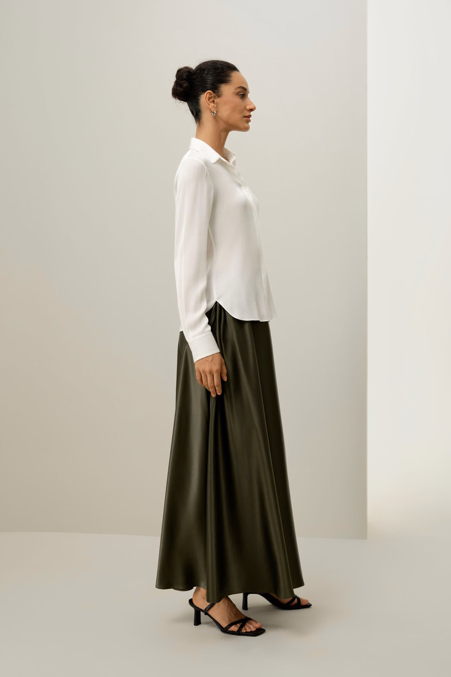 Camicia in seta dalla silhouette elegante