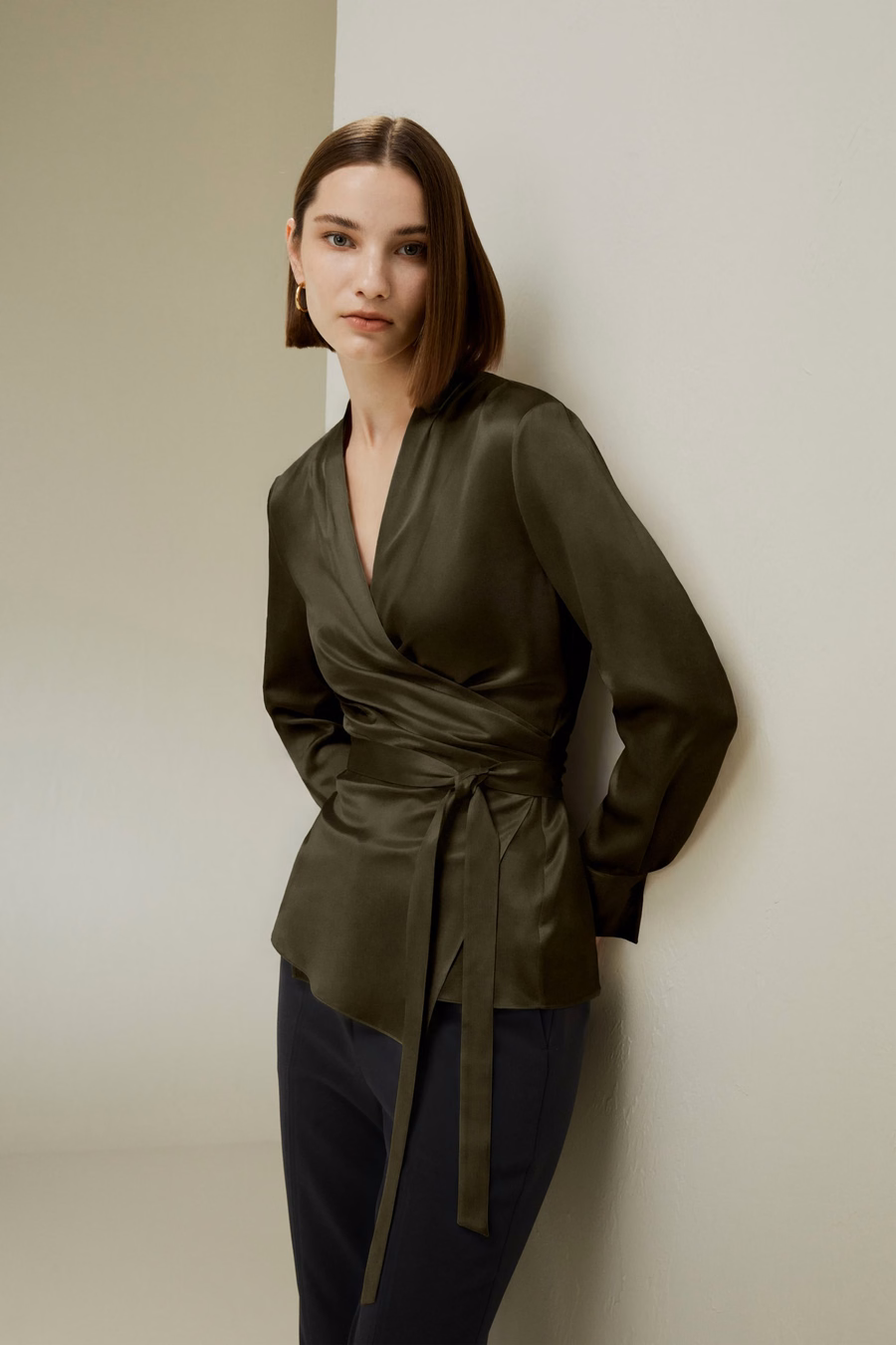 Blusa avvolgente in seta