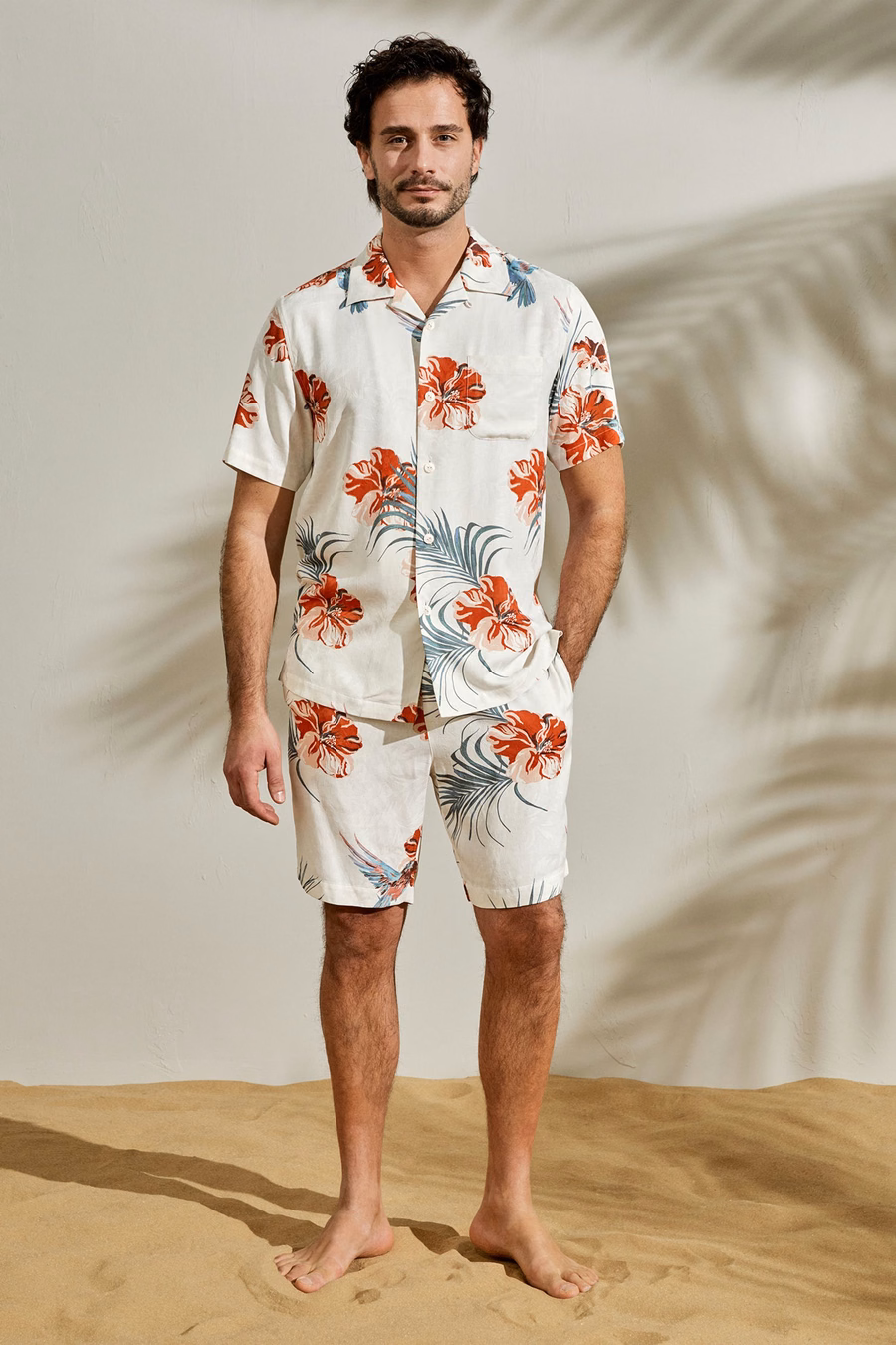Camicia Hibiscus per crociera hawaiana