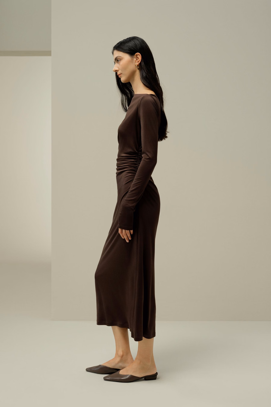 Elegante Abito Midi in Jersey di Seta