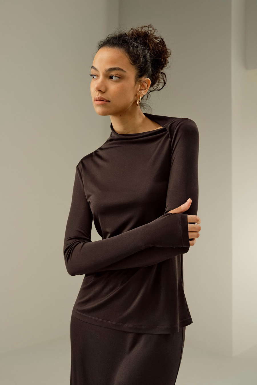 Maglia Slim Fit in Jersey di Seta con Maniche Lunghe