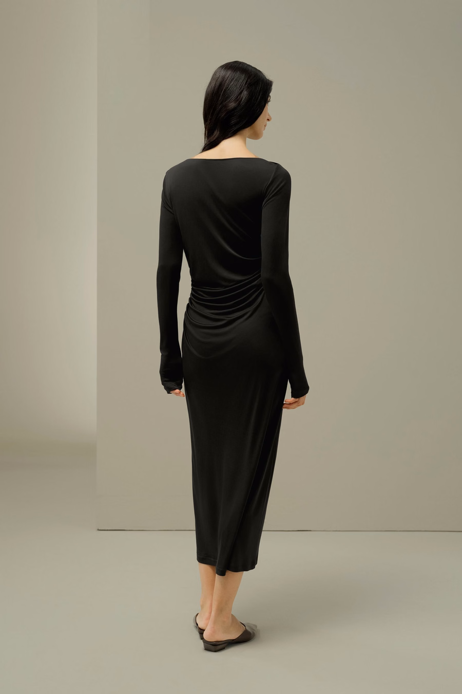 Elegante Abito Midi in Jersey di Seta