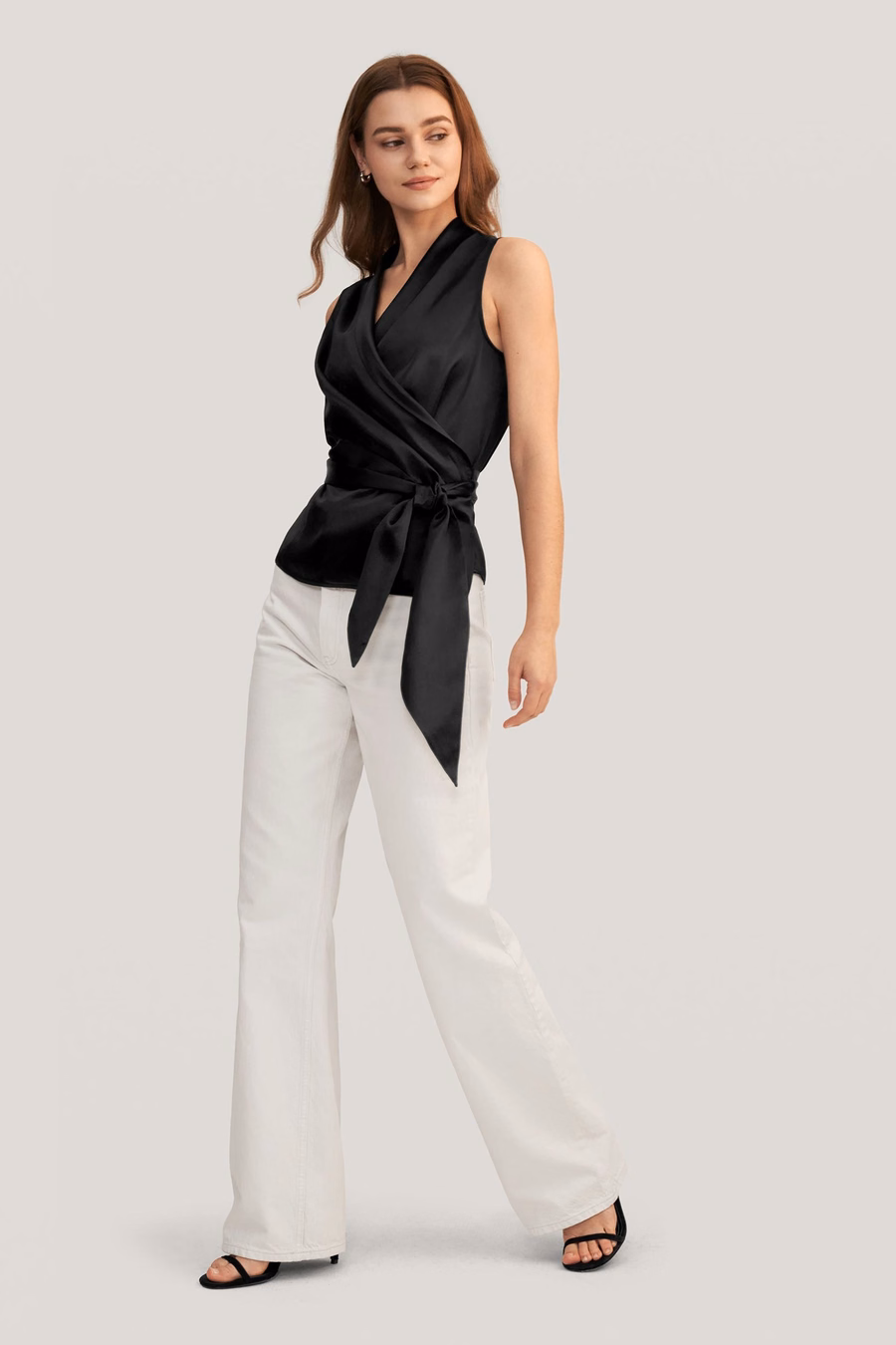 Blusa elegante in seta avvolgente per donne