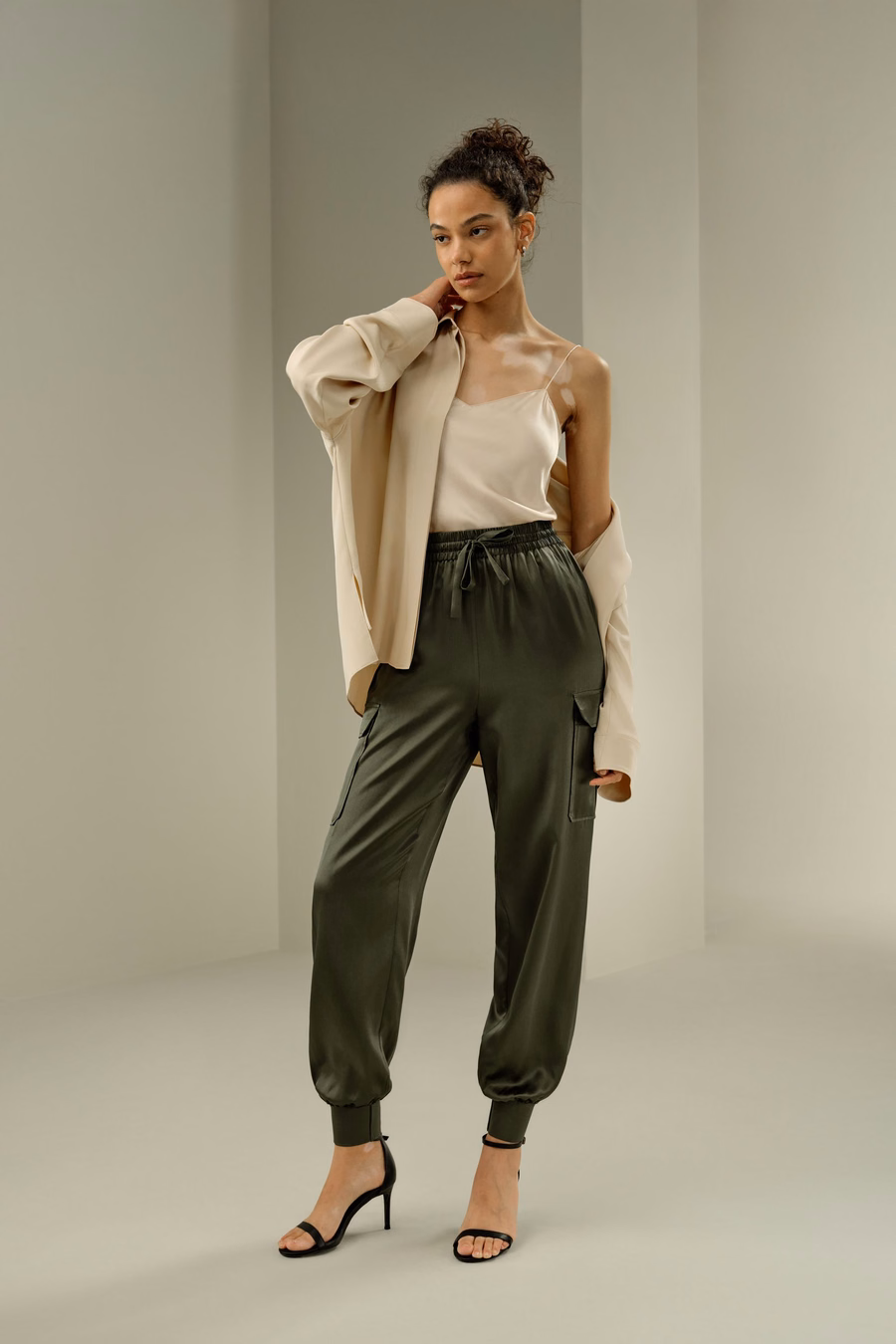 Pantaloni di seta safari