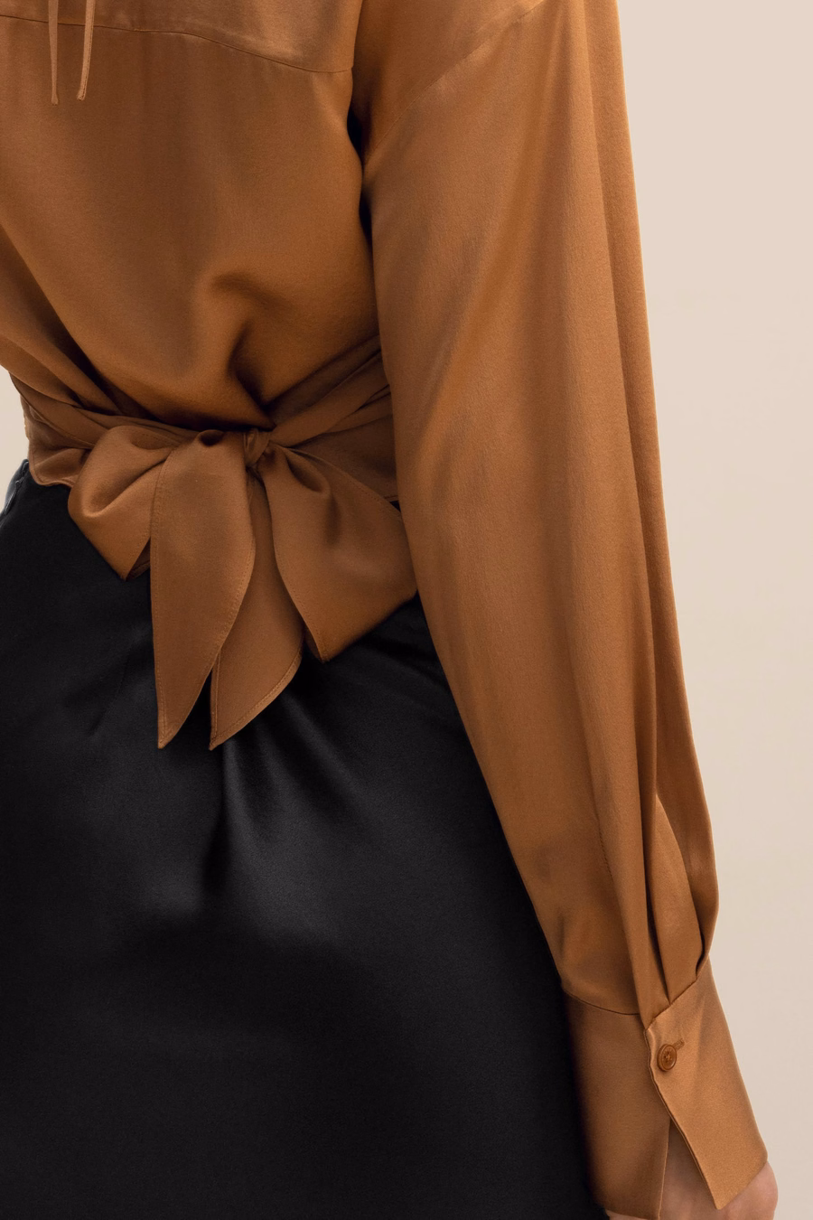 Camicia corta avvolgente