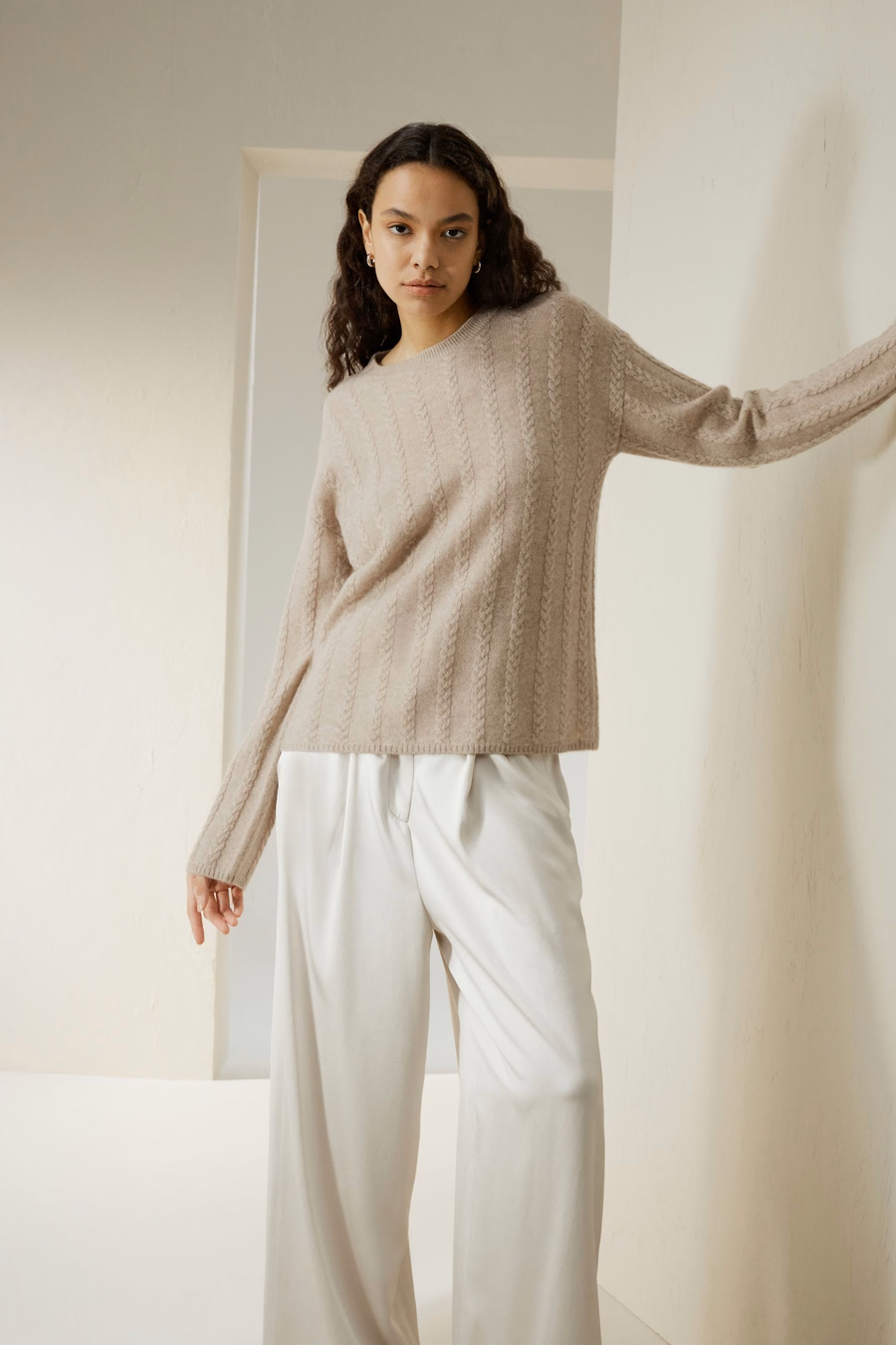 Maglione in cashmere a costine semi-trasparente