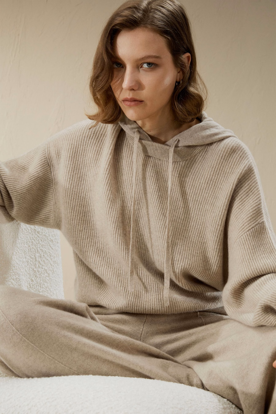 Eshe 2-in-1 Cashmere Staccabile Hoodie
