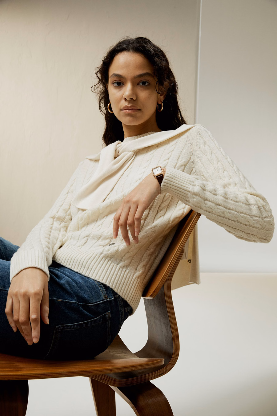 Maglione classico a trecce con bordi a coste