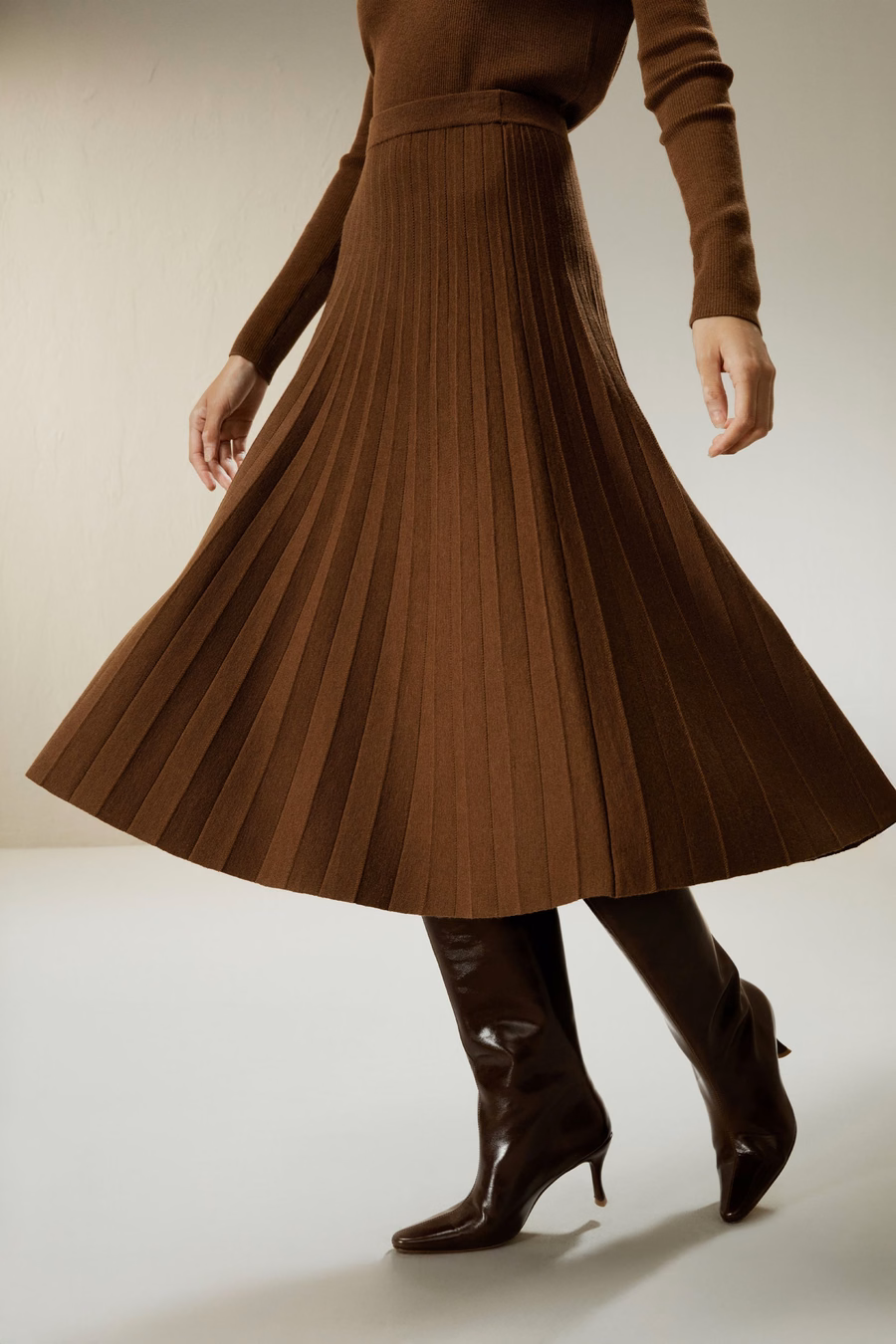 Gonna in merino ultra fine per universitari