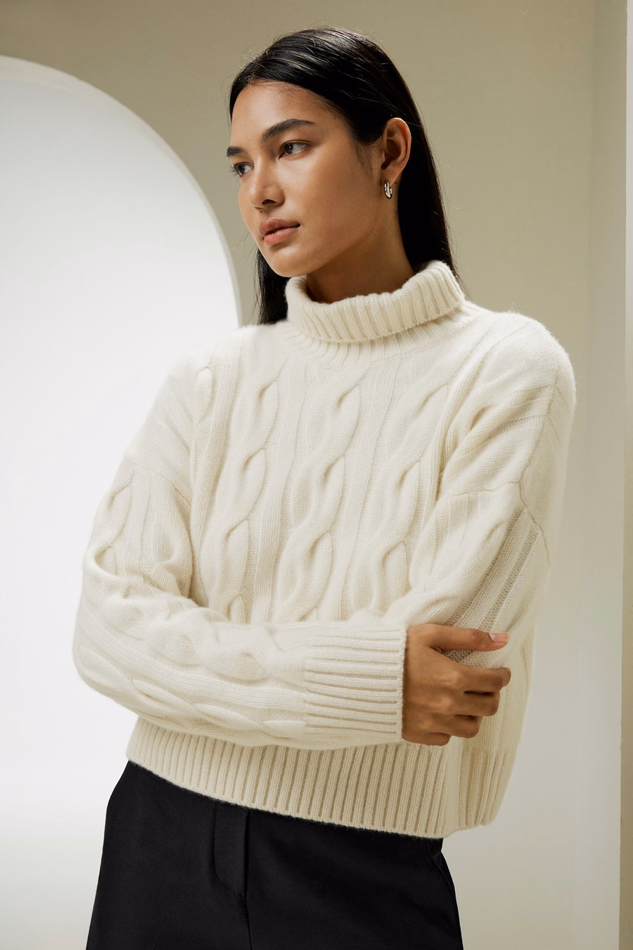 Maglione a collo alto in cashmere a maglia cable
