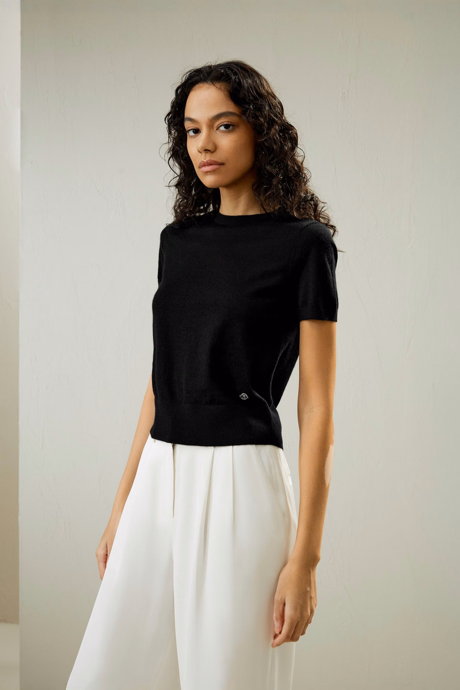 Maglione in cashmere con scollo rotondo