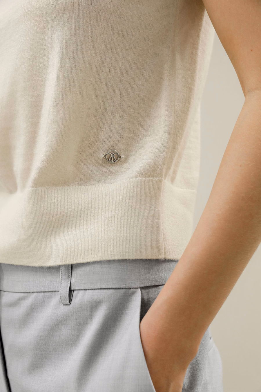 Maglione in cashmere con scollo rotondo