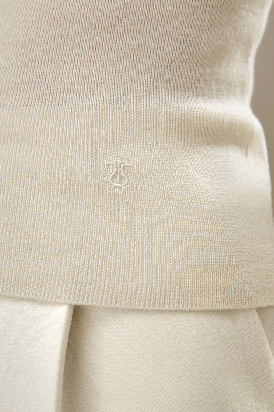 Top essenziale in misto cashmere