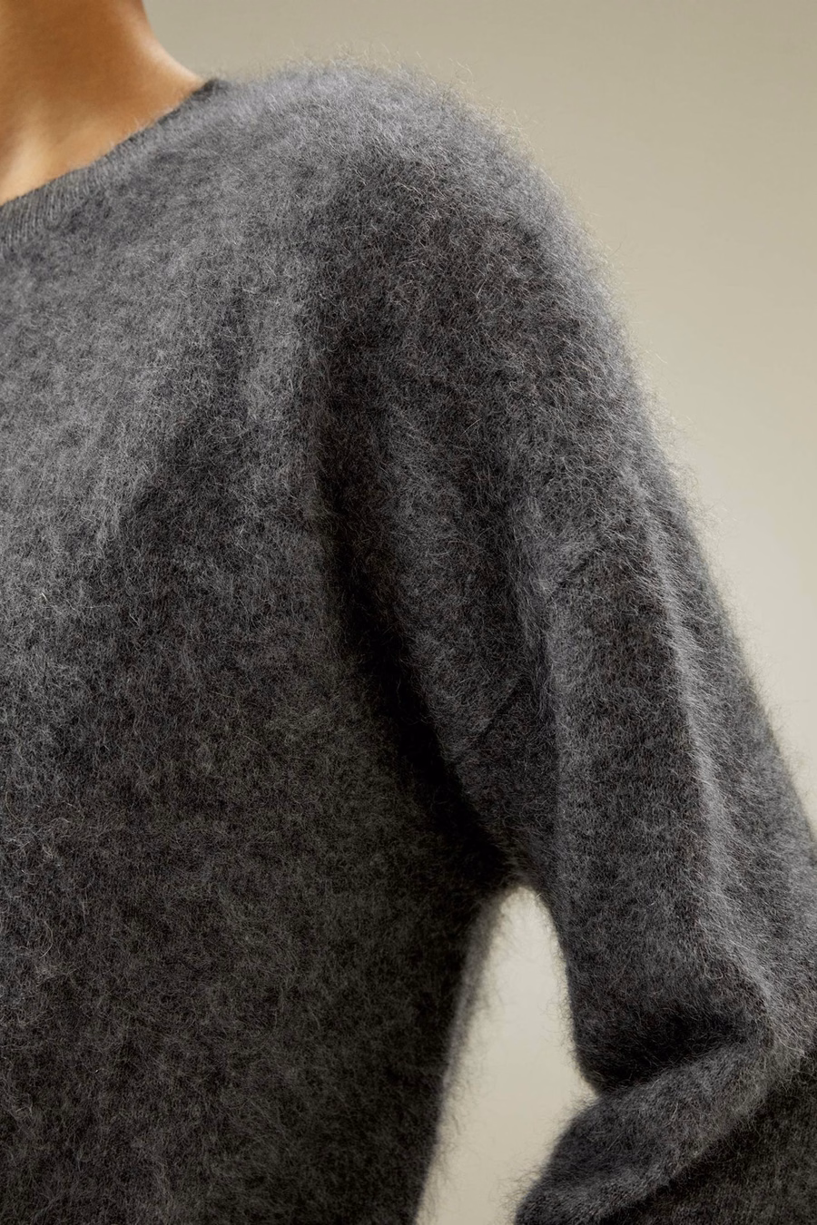 Pull in cashmere con spalla drop relaxed