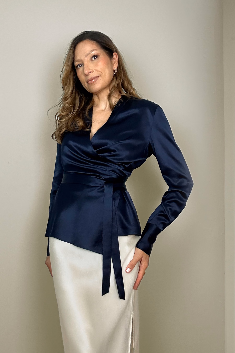 Blusa avvolgente in seta