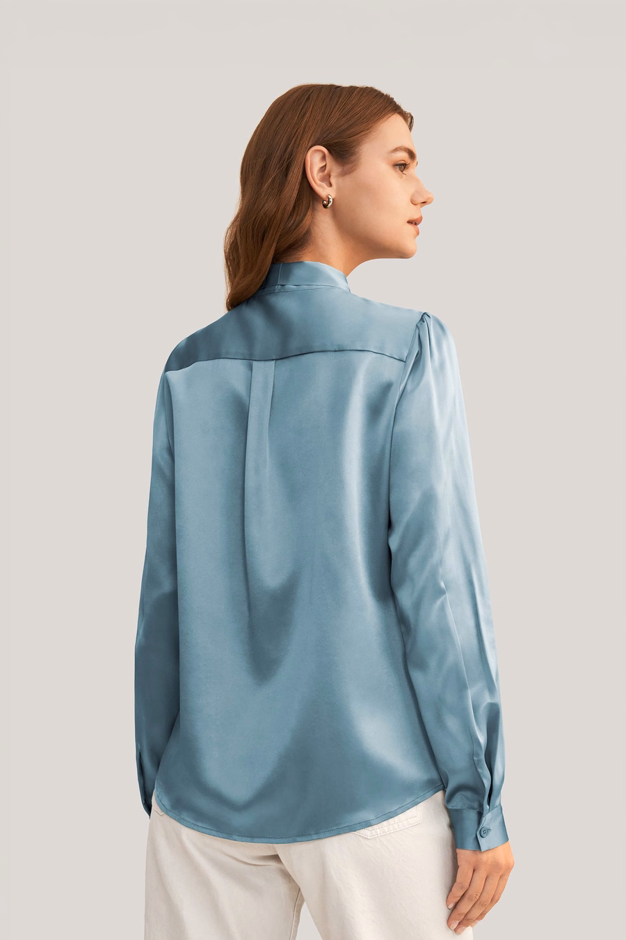 Donna Blusa in Seta con Fiocco