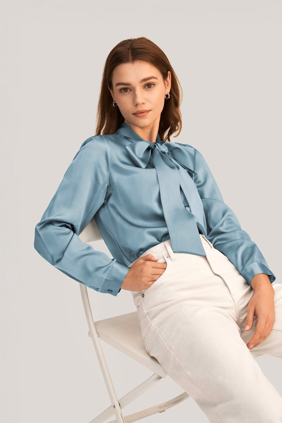 Donna Blusa in Seta con Fiocco
