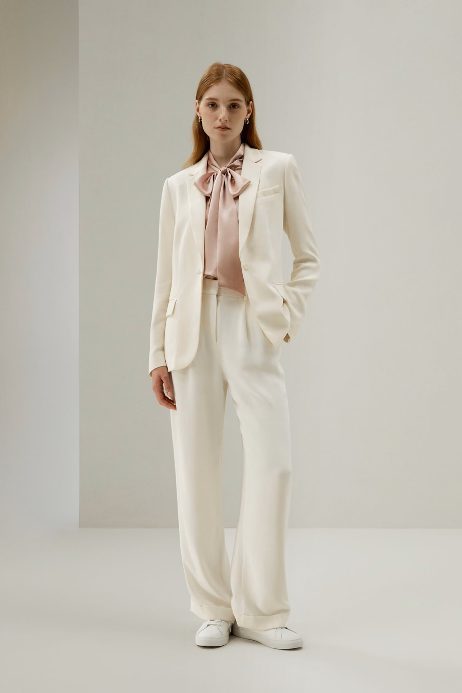 Donna Blusa in Seta con Fiocco