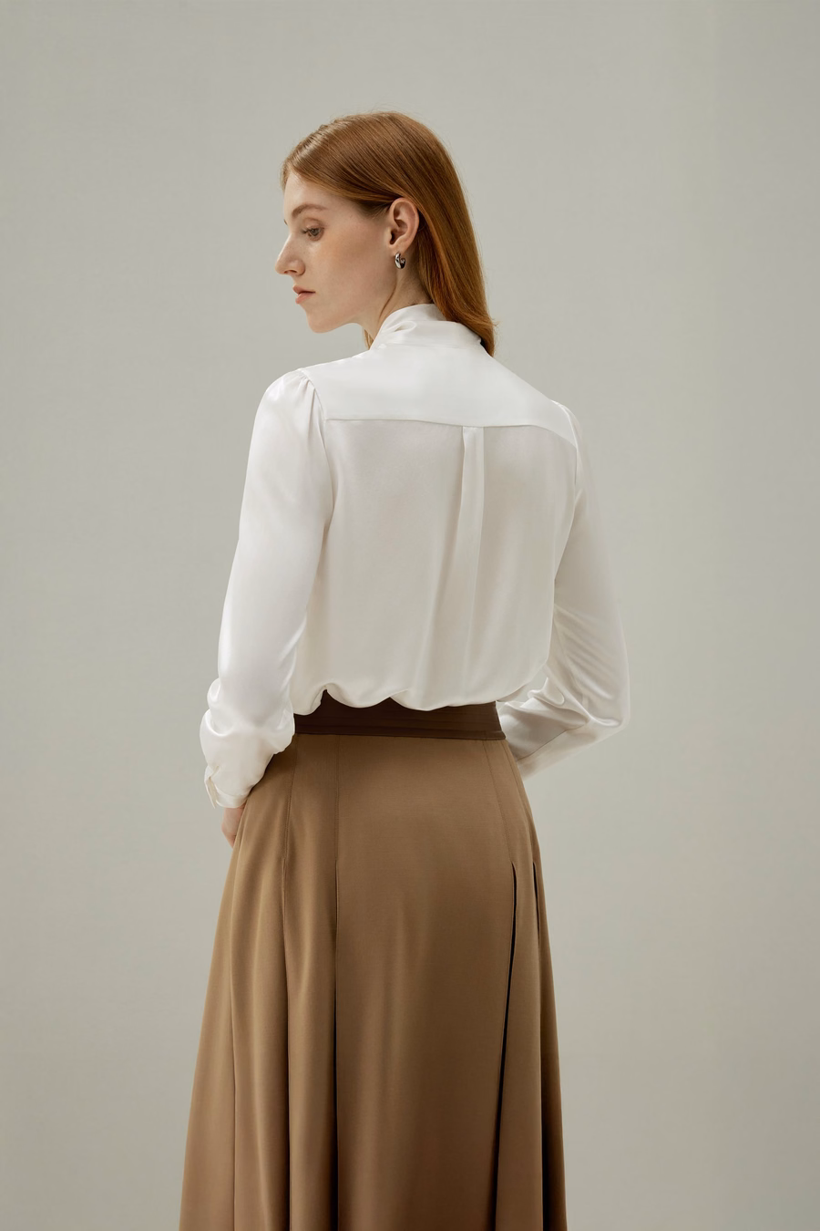 Donna Blusa in Seta con Fiocco