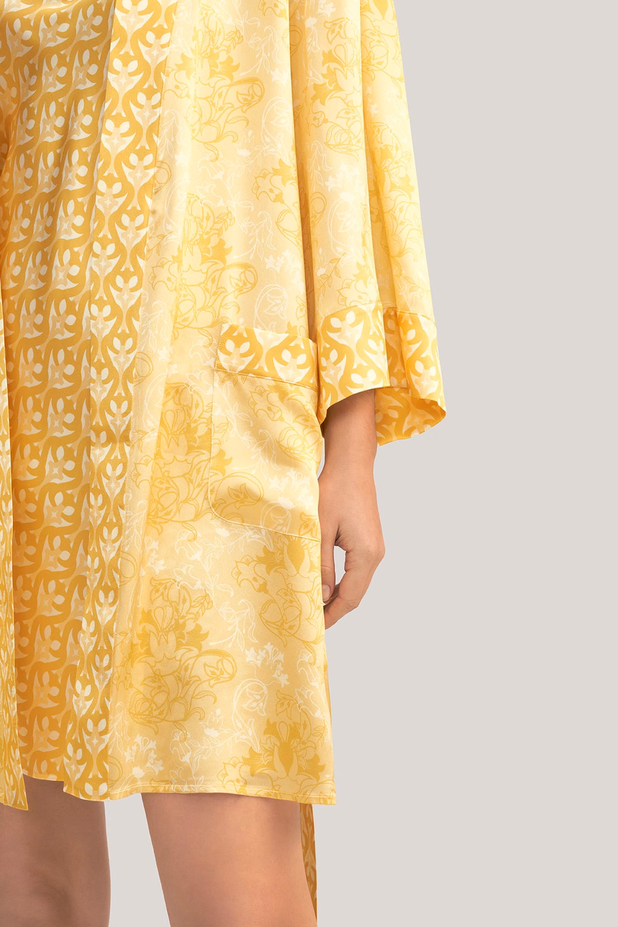 Robe Kimono in Seta Lillà Dorata