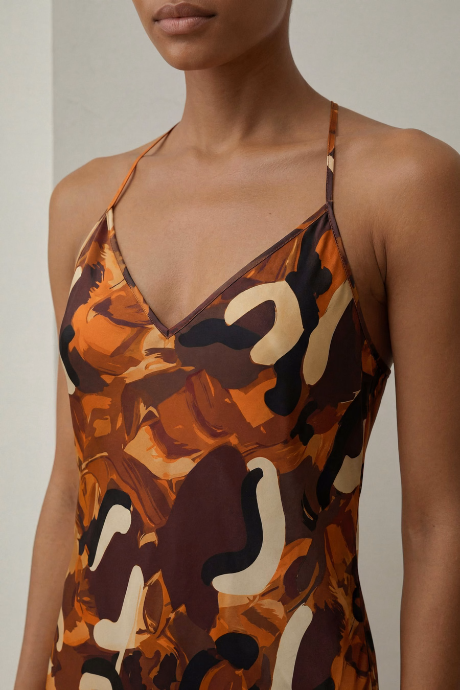 Maxi Vestito da Notte in Seta Minimalista