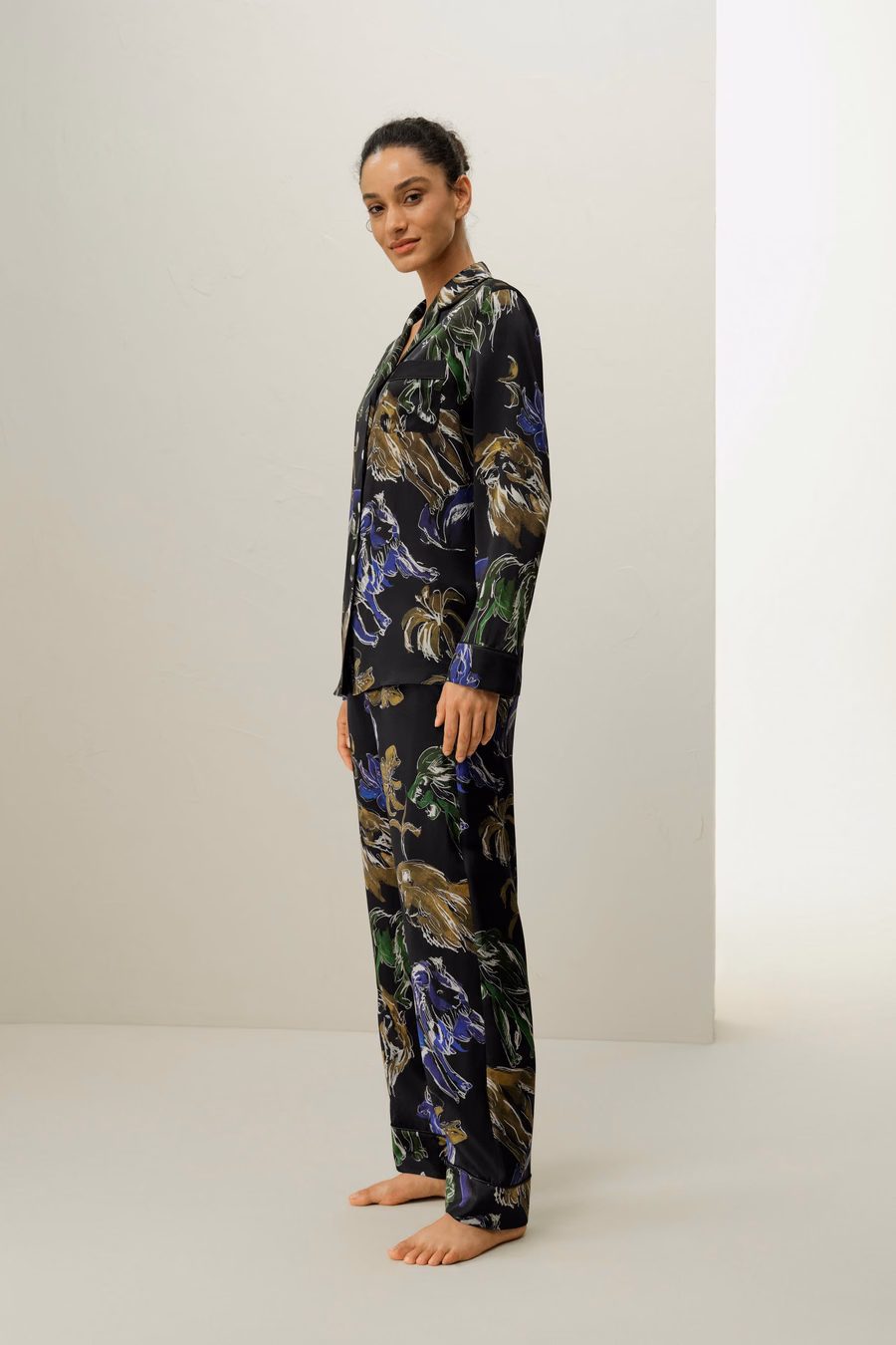 Leo Zodiac Classic Silk Pajama Set