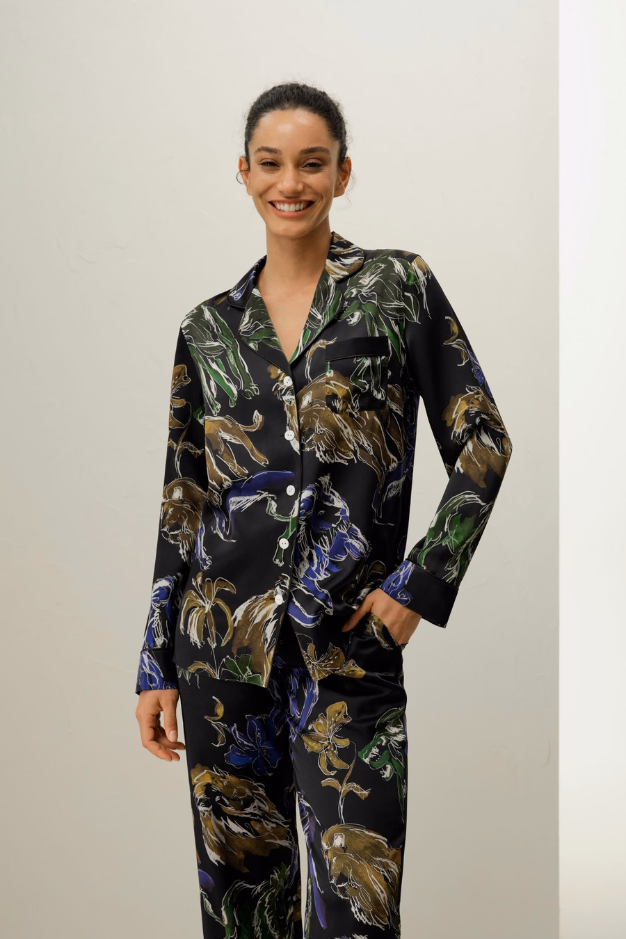 Leo Zodiac Classic Silk Pajama Set