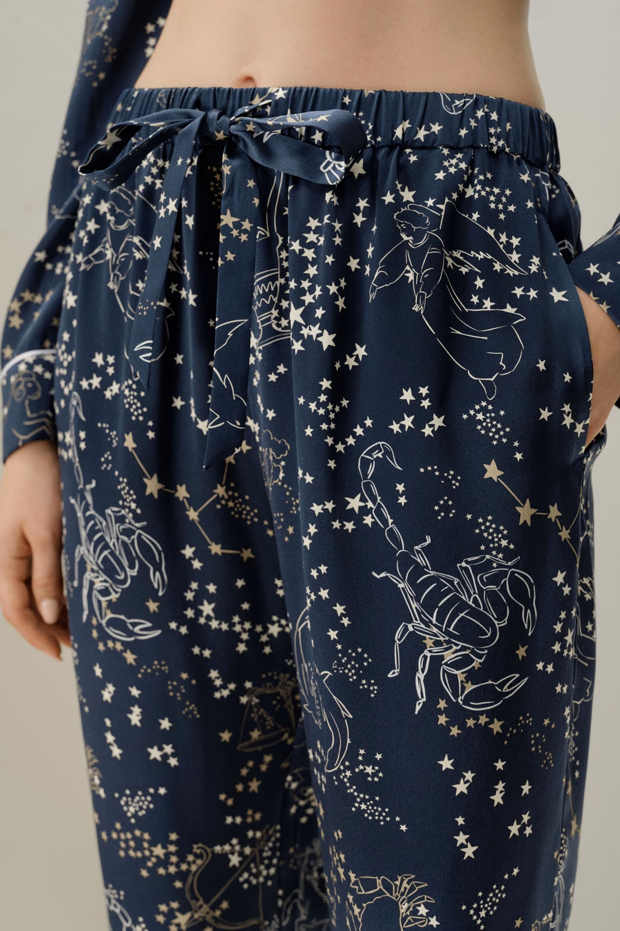 Set di Pigiama in Seta Classico Zodiacale Scorpione