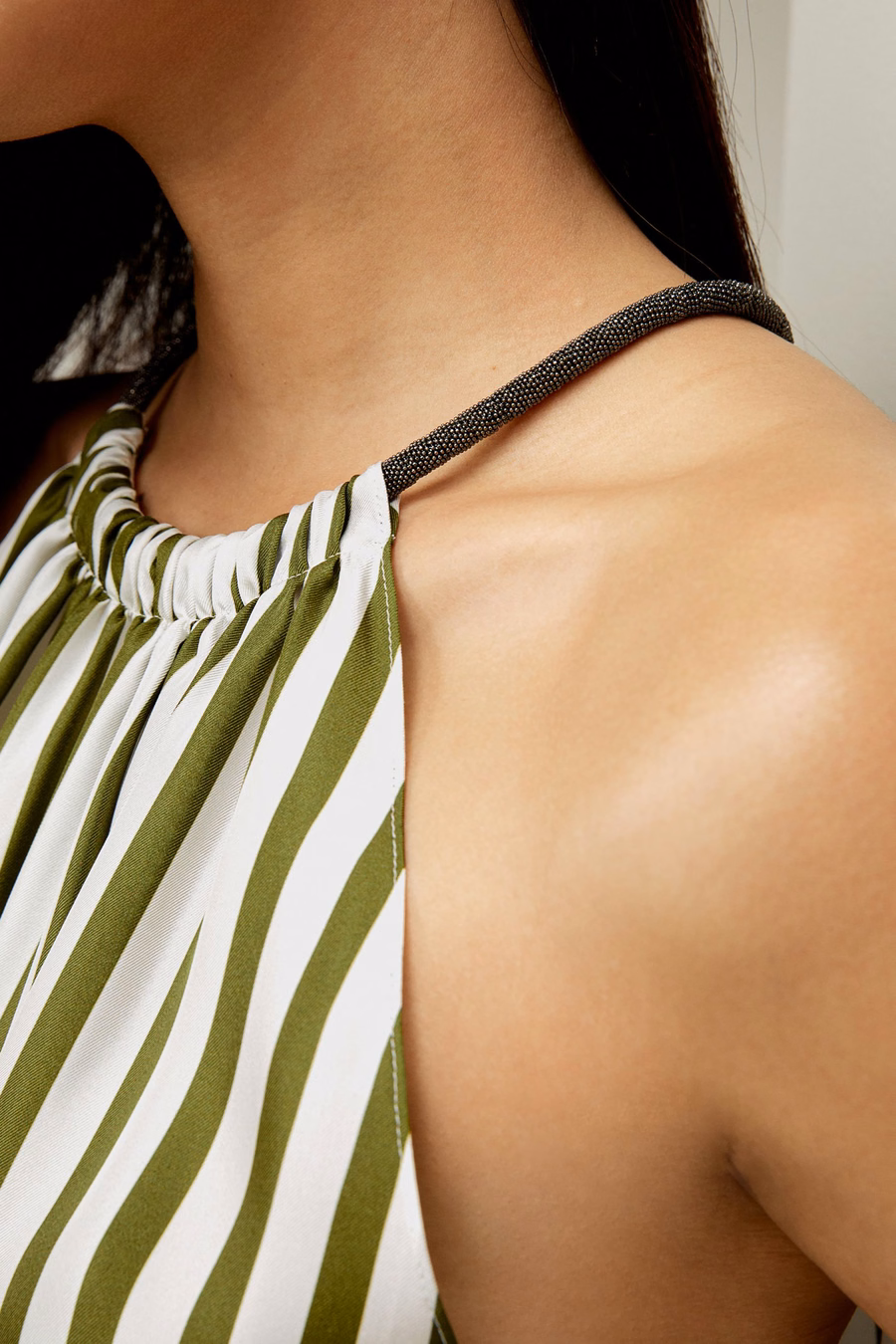 Top a collo halter in twill di seta