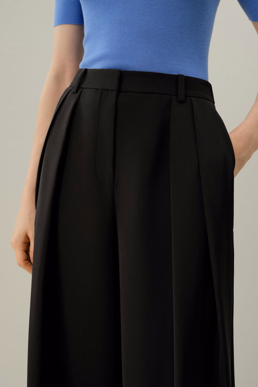 Pantaloni a gamba larga in crêpe di seta elasticizzata