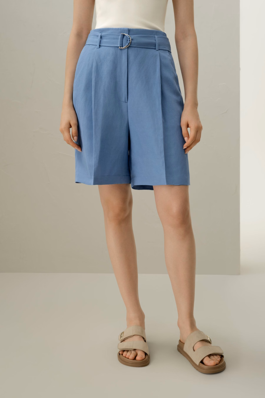 Short in Seta e Lino con Cintura