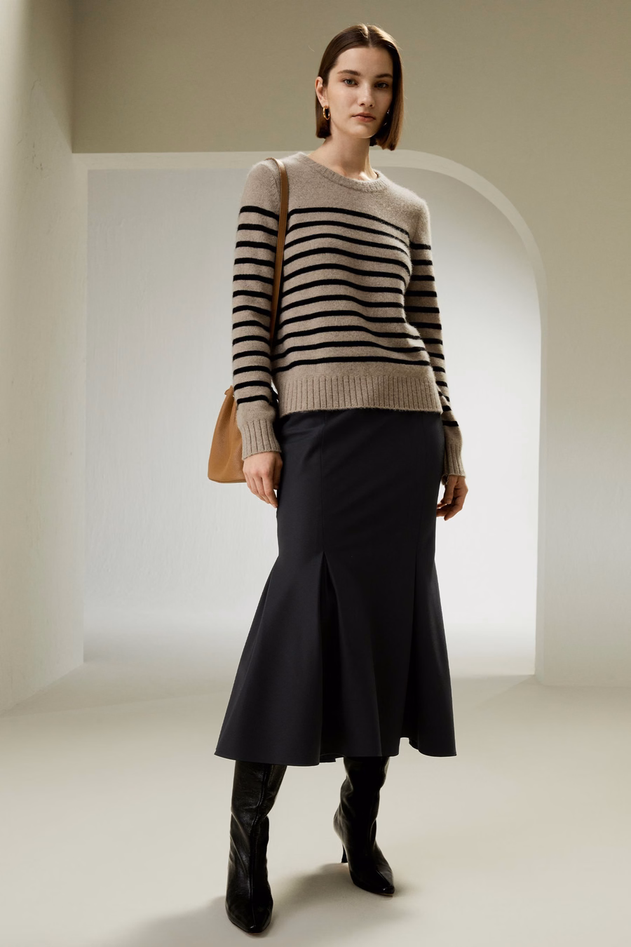 Maglione di cashmere con collo rotondo a righe