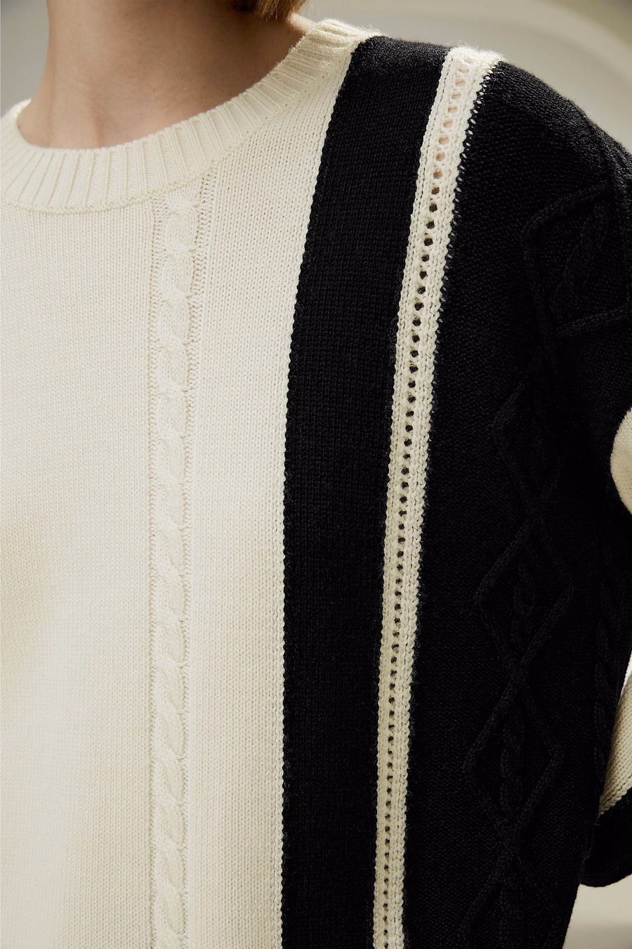Maglione in lana a righe bicolor