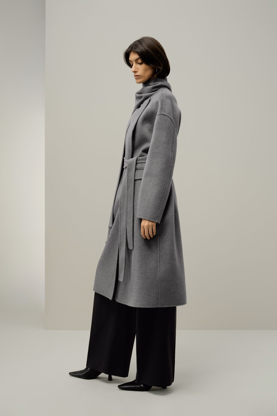 Cappotto in misto lana con colletto a sciarpa